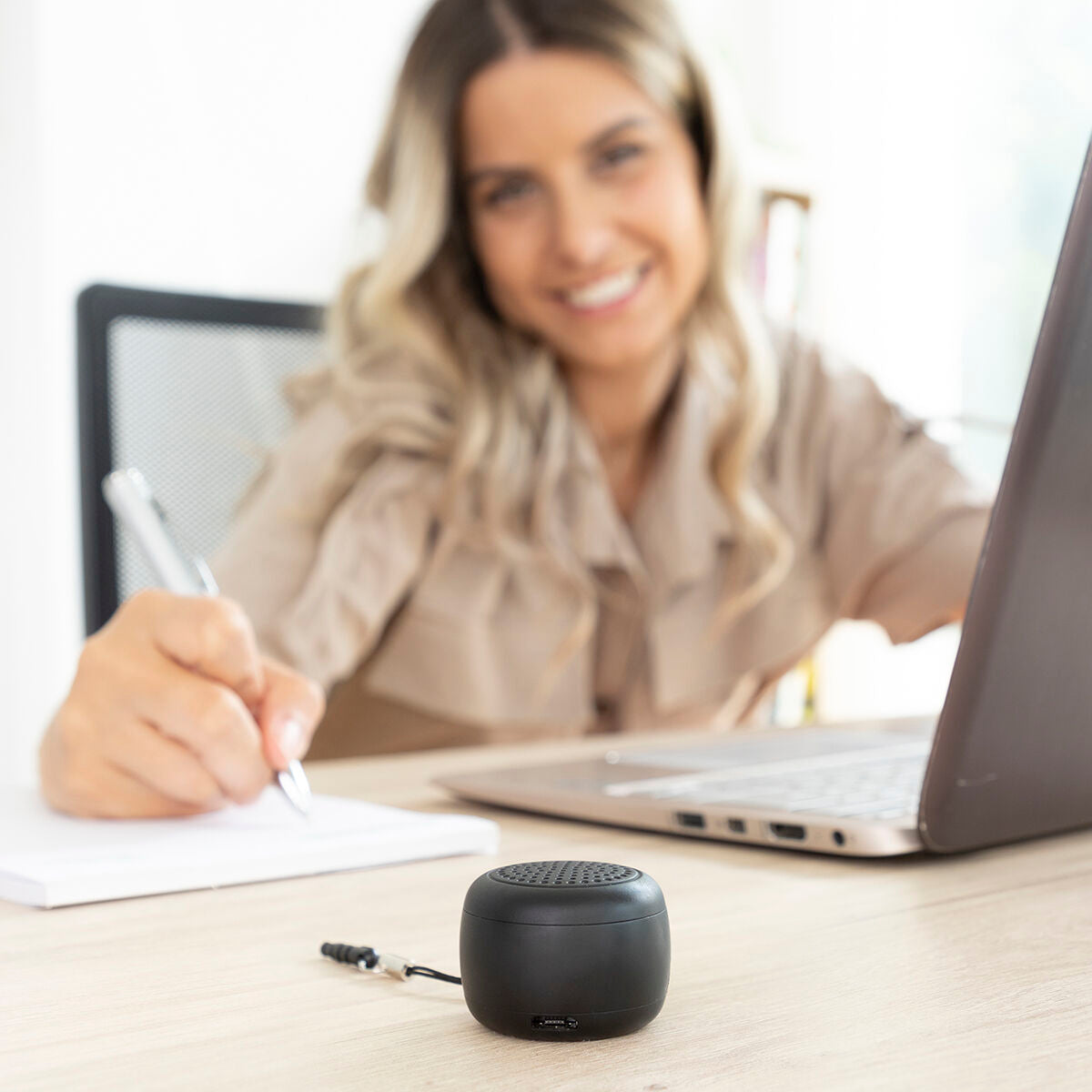 Wireless Mini Speaker (Rechargeable)